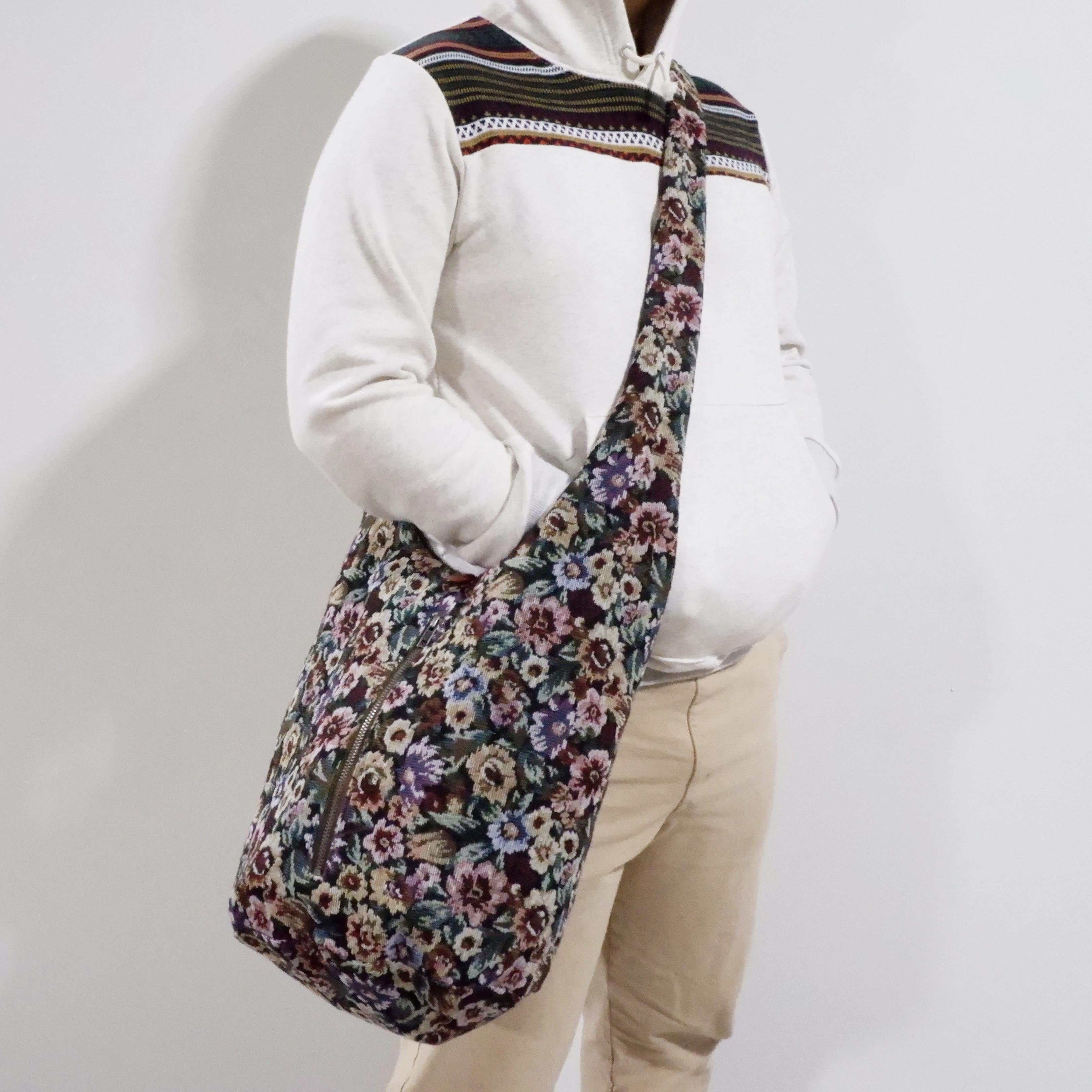 Flower Print - Vegan Crossbody Bag - hippiealley